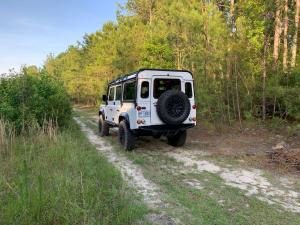 Land Rover Defender 110 by Osprey Custom Cars 1993 года 
